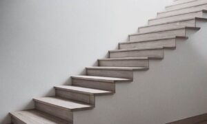 Kompletny przewodnik po projektowaniu schodów krok po kroku - Schody na